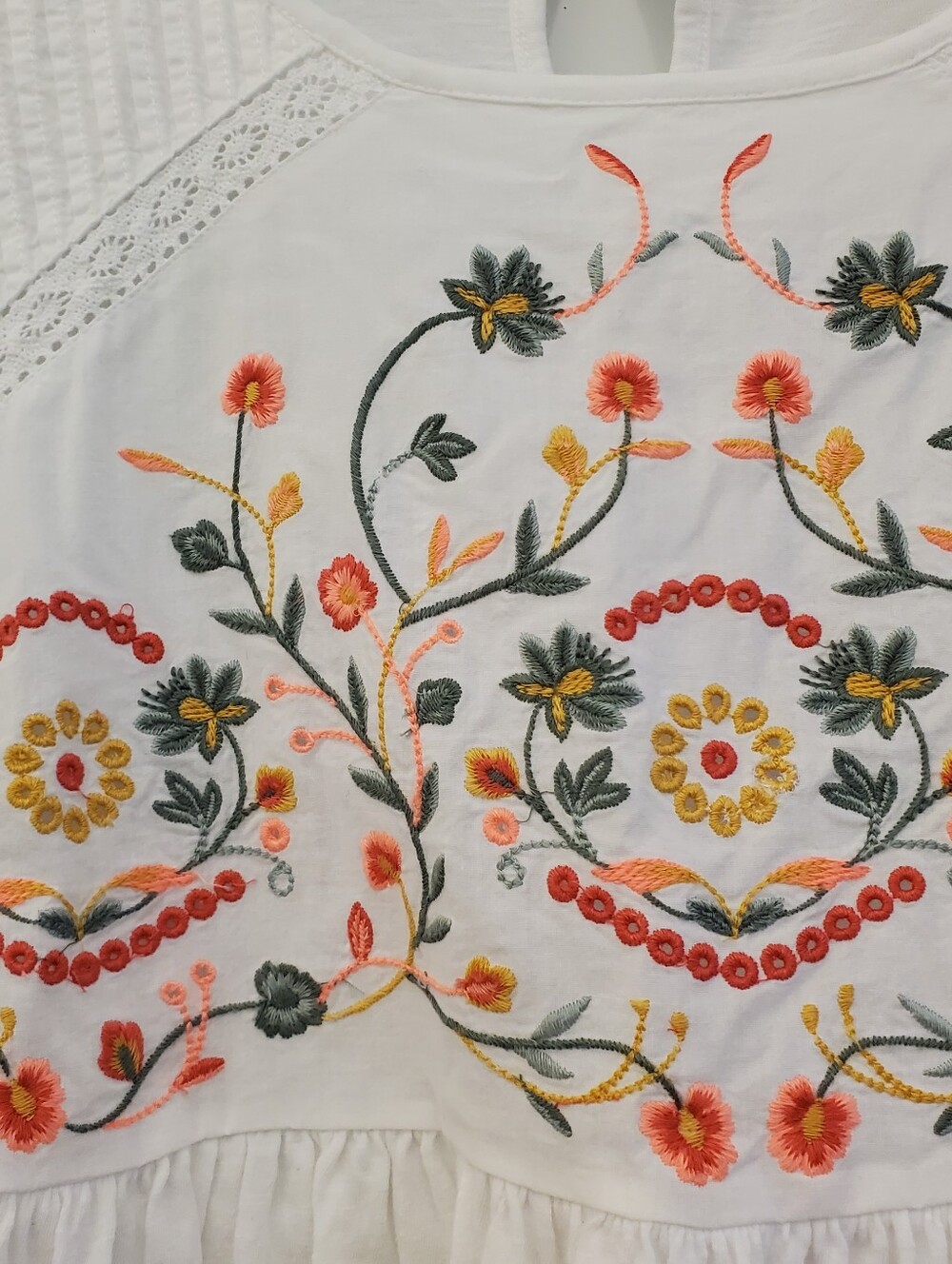 Lucky Brand Embroidered White Blouse - Picture 11 of 12